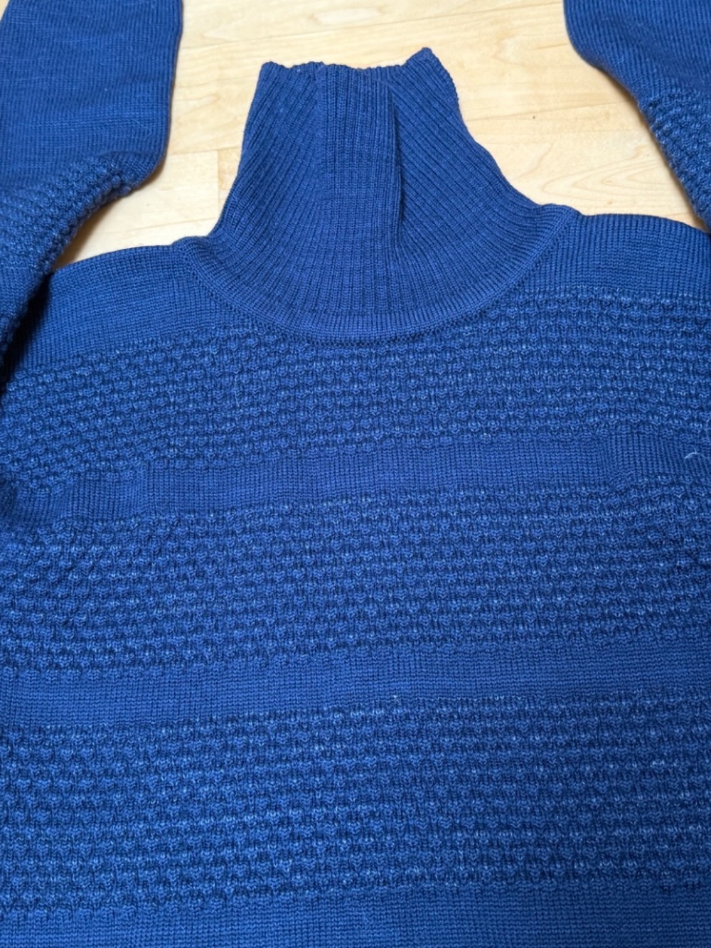 S.N.S. Herning Navy Wool Turtleneck Fisherman's Sweater : Unisex Sz 'S' - Picture 11 of 16